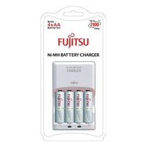Nabíječka baterií Fujitsu + nabíjecí baterie AA 1900mAh 4ks